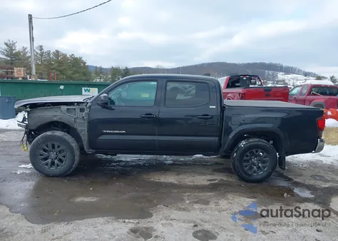 2022 Toyota Tacoma Sr5 V6 из США, поврежденный, VIN 3TYCZ5AN8NT092705